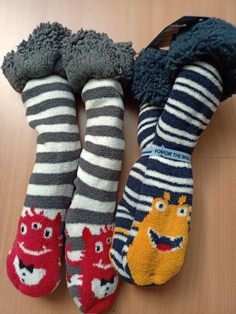 2 paar warme huissokken / sokken met anti slip maat 31/35, Ophalen, Apollo, Nieuw, Jongen