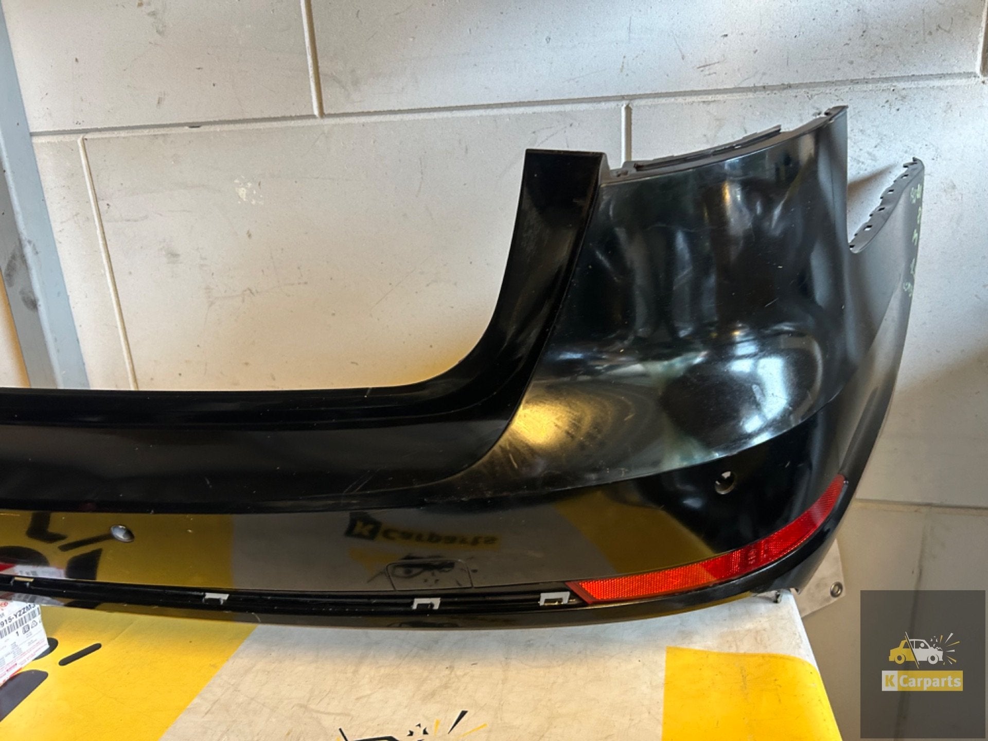 Achterbumper Audi A4 B9 / Avant DC 8W9807511J Bumper, Gebruikt, AUDI AG, Auto-Union-Strasse 1
85045  Ingolstadt, DE, Bumper
