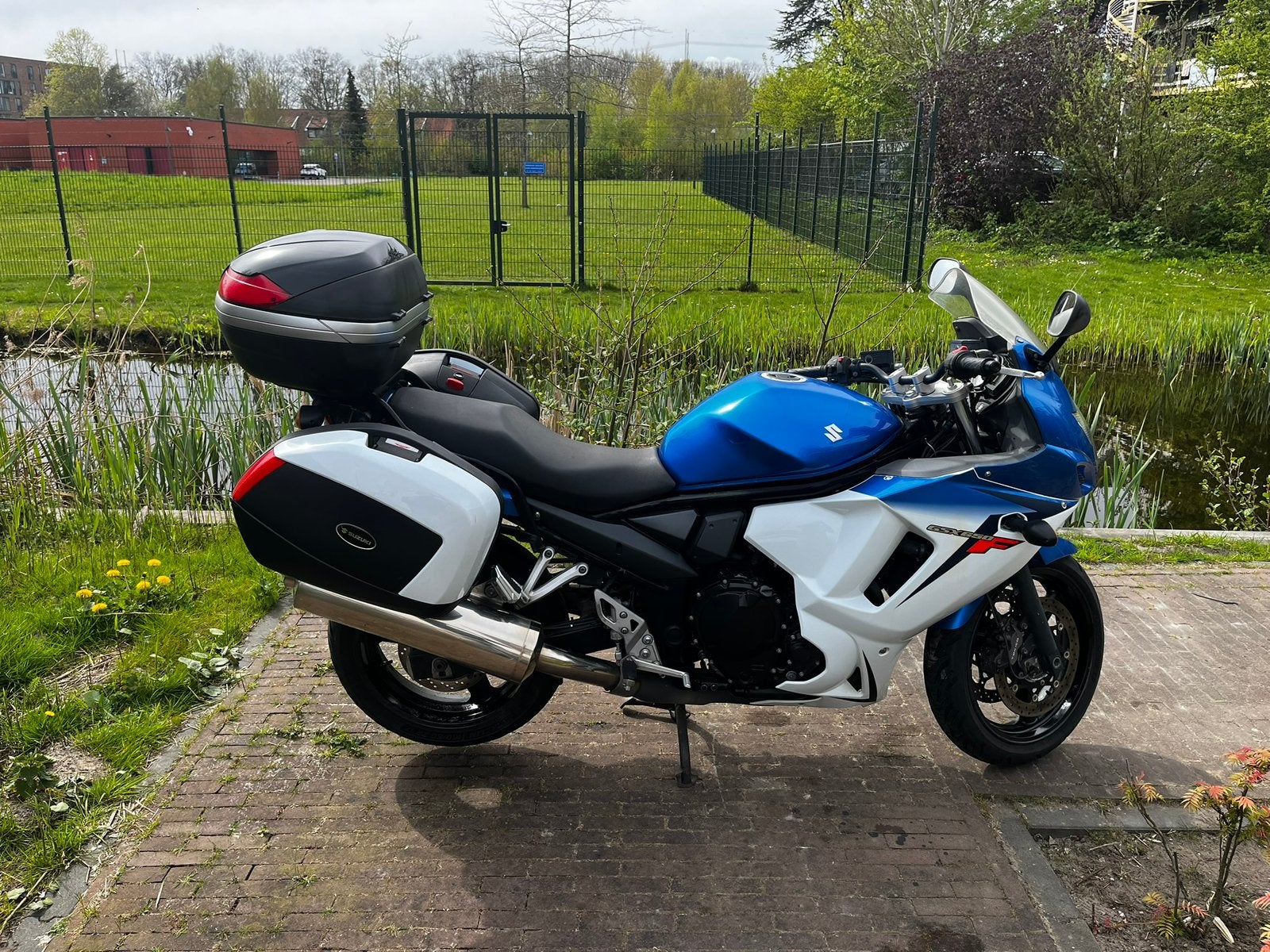 Suzuki GSX 650FA – 2016 – ABS + Originele kofferset, Occasion, Motorrijbewijs A, Meer dan 35 kW, ABS