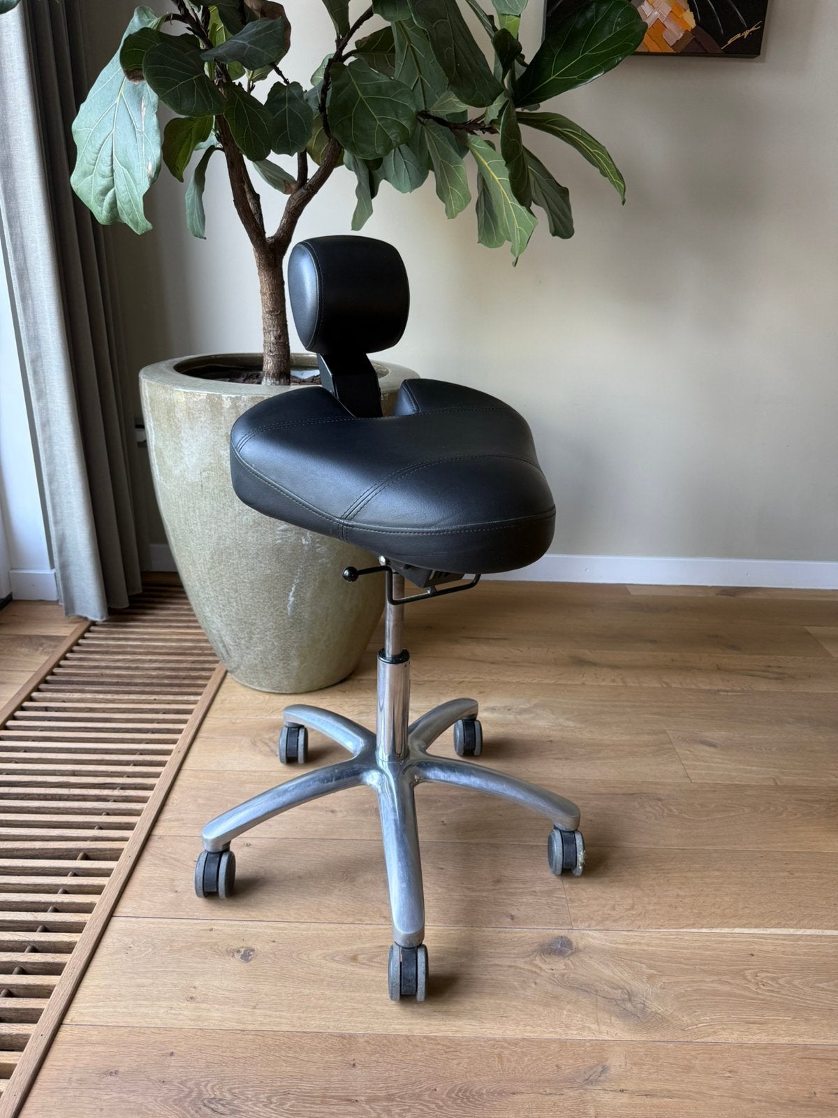BQE Dynamic ergonomische kruk (tandartsstoel) in nieuwstaat, Info@bqe.nl, Dynamicstraat, Zwart, Ophalen of Verzenden