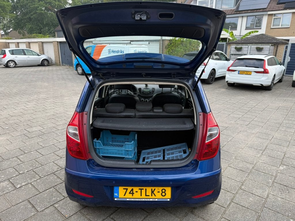 Foto 9 van Hyundai i10 1.25 I 5DR 2012 Blauw