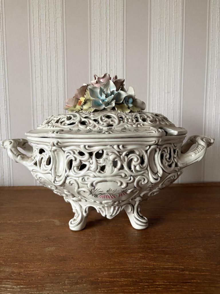 Vintage Bassano Sierdekselschaal / Terrine - Bloemen, Ophalen of Verzenden