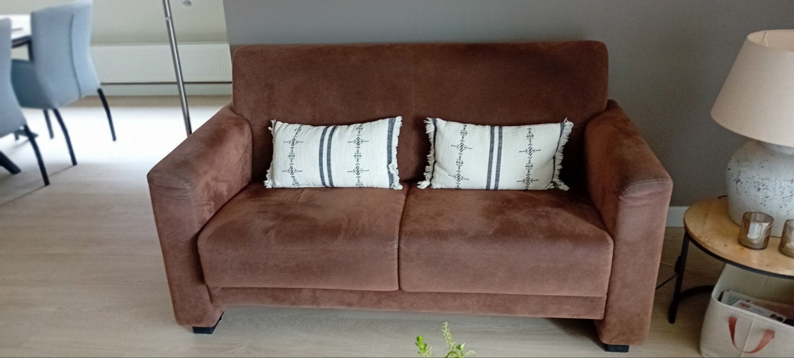 Tweezitsbank in Alcantara stof - Zo goed als nieuw, Ophalen, 150 tot 200 cm, Tweepersoons, 75 tot 100 cm
