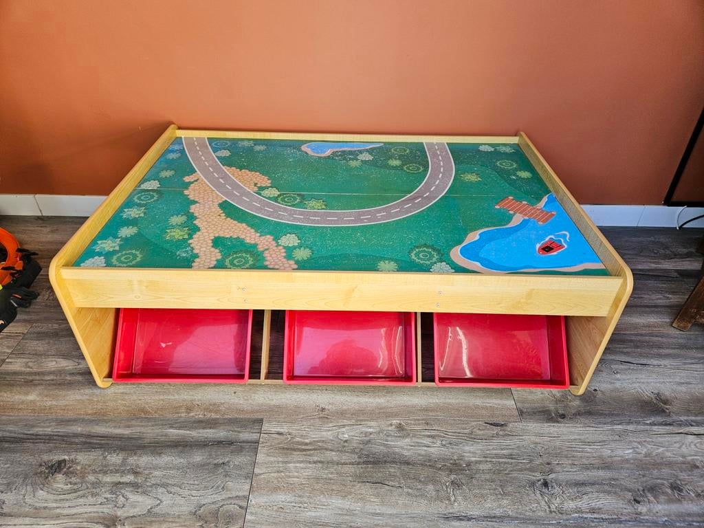 Treintafel, Ophalen