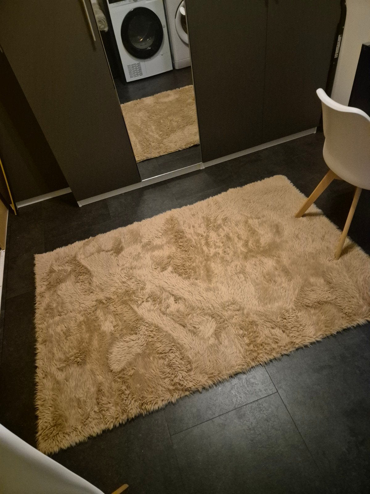 Zacht beige hoogpolig vloerkleed, Beige, Modern, hoogpolig, comfortabel, Nieuw, Ophalen of Verzenden
