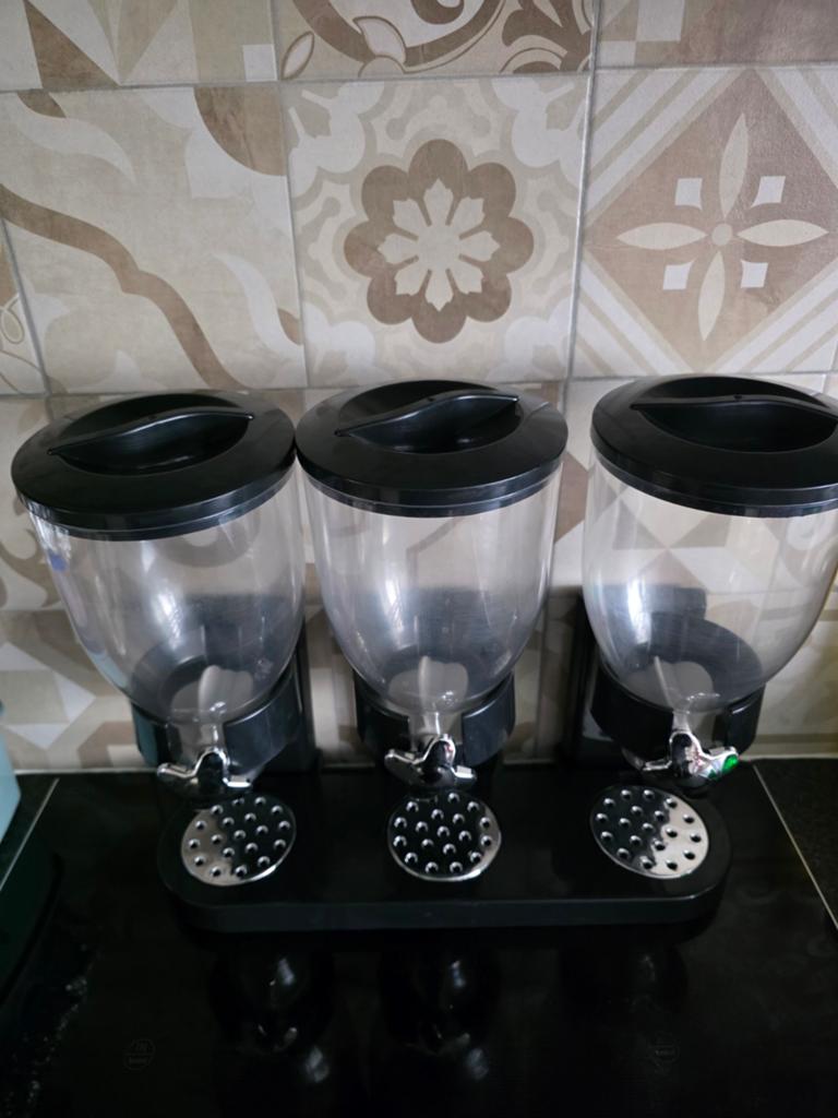 Cereal Dispenser - 3-voudig, Kunststof, Ophalen of Verzenden, Zo goed als nieuw, Overige merken