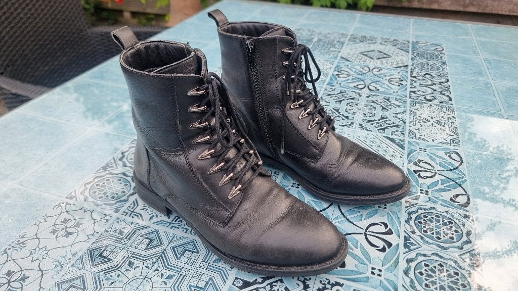 Enkellaarzen Hush Puppies, Zwart, Lage of Enkellaarzen, Ophalen of Verzenden, Gedragen
