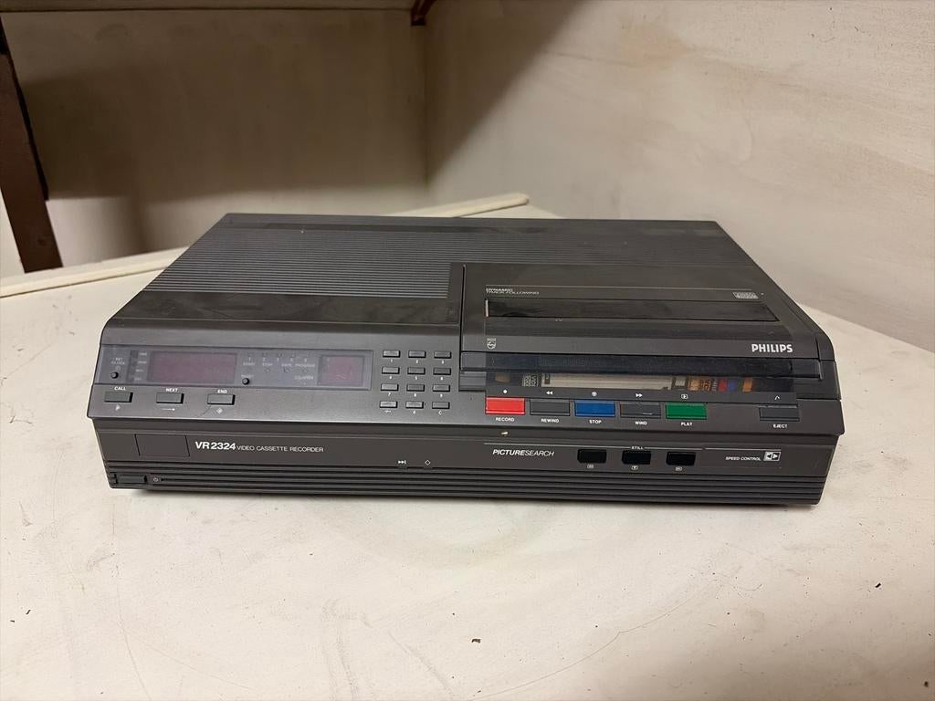 Philips VR 2324 Video Cassette Recorder, Ophalen of Verzenden, Gebruikt, VHS-speler of -recorder