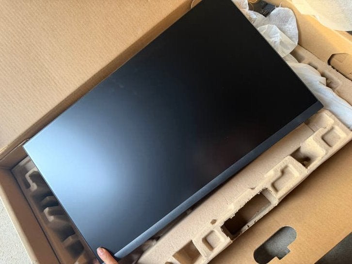 Dell P2422HE 24 inch USB-C Hub Monitor (Nieuw in doos!), Computers en Software, Ophalen, HDMI, IPS, Kantelbaar