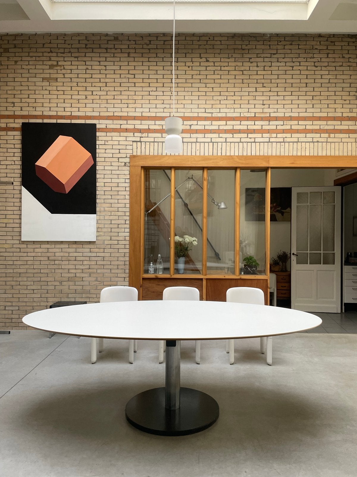 Alfred Hendrickx Belform ovale eettafel, Ophalen, Gebruikt, 100 tot 150 cm, Vier personen