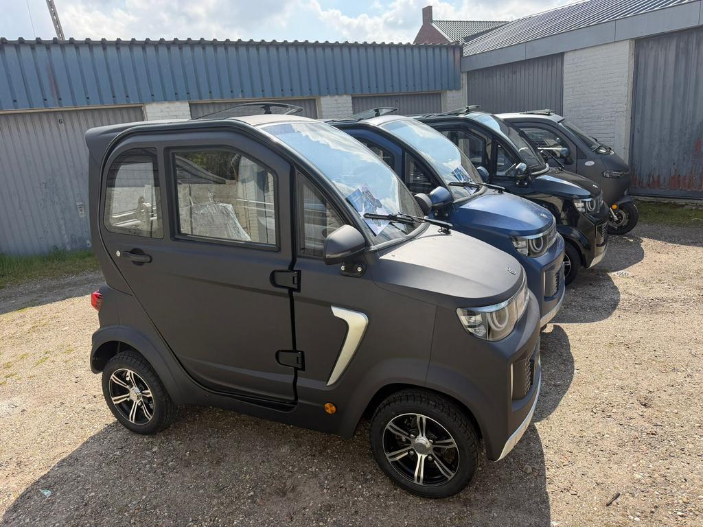 Totaalthuiszorg overdekte scootmobiel rijbewijs vrij, Ophalen of Verzenden, 16 km/u of meer, 46 km of meer, Canta