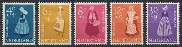 Nederland NVPH nr 707/11 ongebruikt Klederdrachten 1958, Ophalen of Verzenden, Na 1940, Postfris