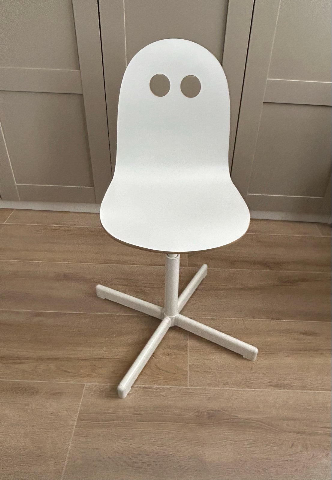 IKEA ÖRFJÄLL Kinderbureaustoel Wit, Ophalen, Wit, Zo goed als nieuw, Eén