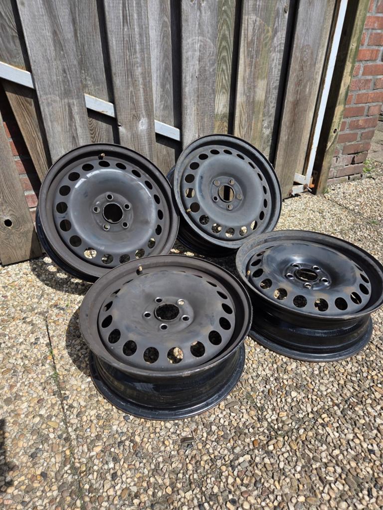 15 inch velgen 5x100 vw polo, seat ibiza, skoda fabia., Auto-onderdelen, Banden en Velgen, Gebruikt, 15 inch, Velg(en), Personenwagen
