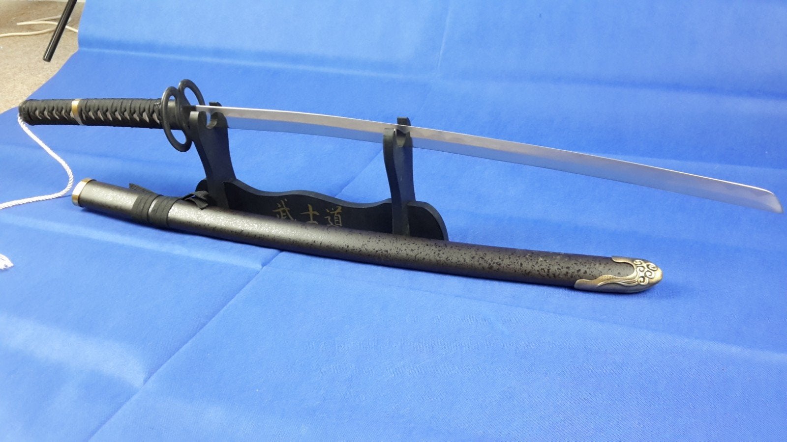 Scherp katana zwaard, samurai zwaarden, sabel, mes, dolk

Sc, Verzamelen, Ophalen of Verzenden, Overige soorten, Azië, Zwaard of Sabel