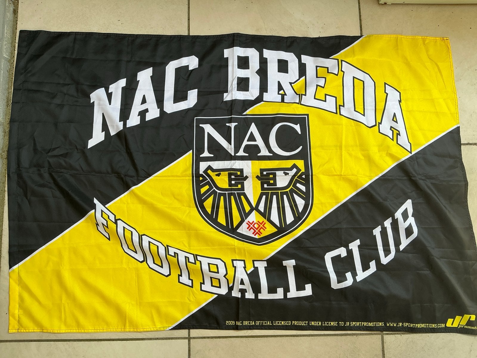 NAC Breda Vlag, Maat XL, Ophalen of Verzenden, Gebruikt, Clubaccessoires