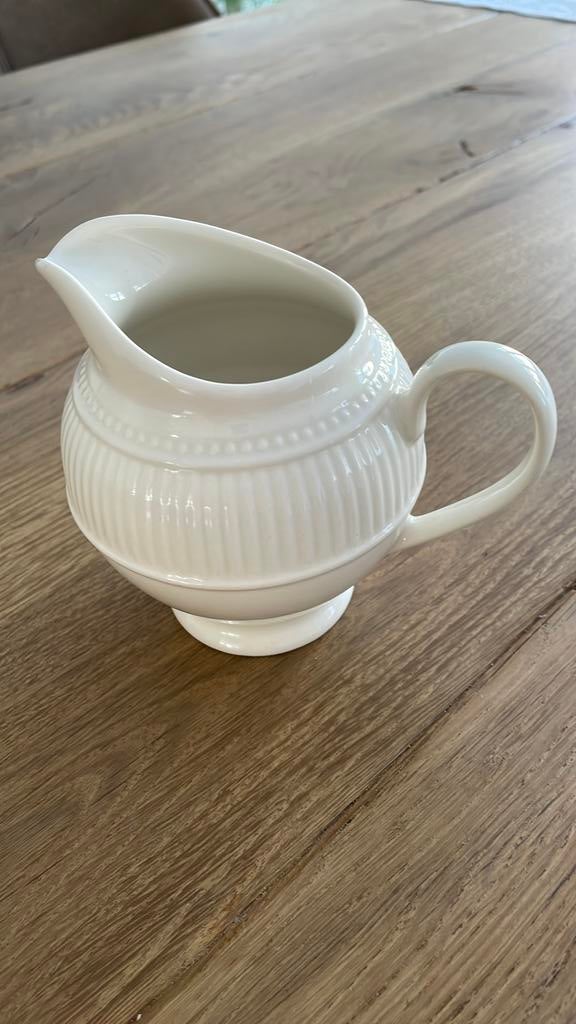 Te koop wedgwood windsor roomkannetje, Ophalen of Verzenden