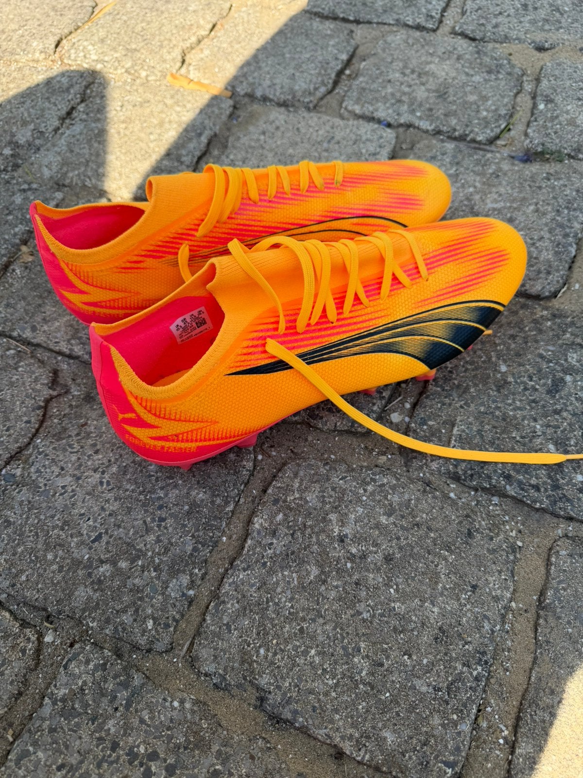 Puma voetbalschoenen, Maat XS of kleiner, Ophalen of Verzenden, Zo goed als nieuw, Schoenen