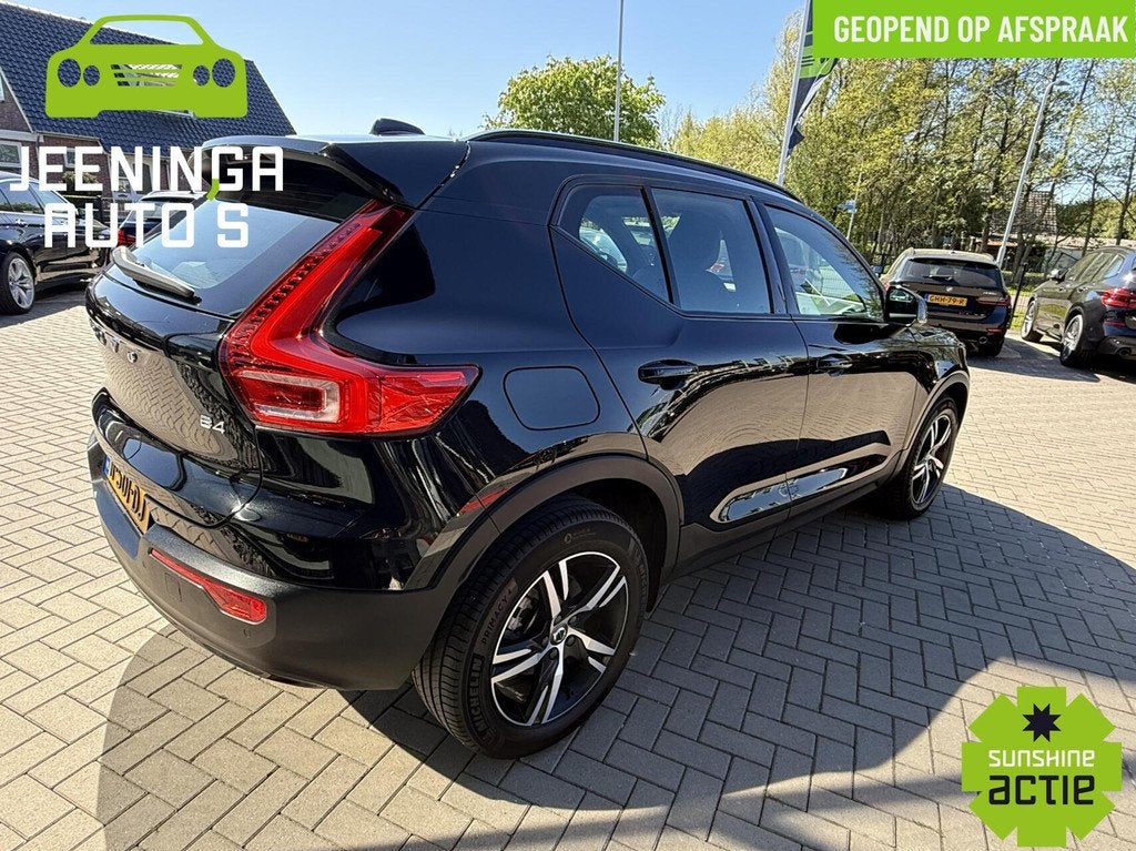 Volvo XC40 2.0 B4 R-Design|MildHybride|ACC|Camera|Stoelverwa, Auto's, Volvo, 4 cilinders, 1969 cc, Zwart, 14 km/l