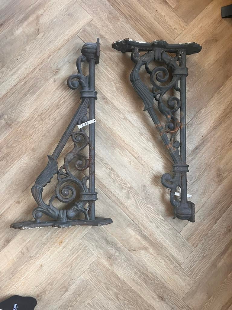 2x Gietijzeren wandsteun voor buitenlamp, Tuin en Terras, Buitenverlichting, Ophalen, Wandlamp, 50 tot 250 watt, IJzer