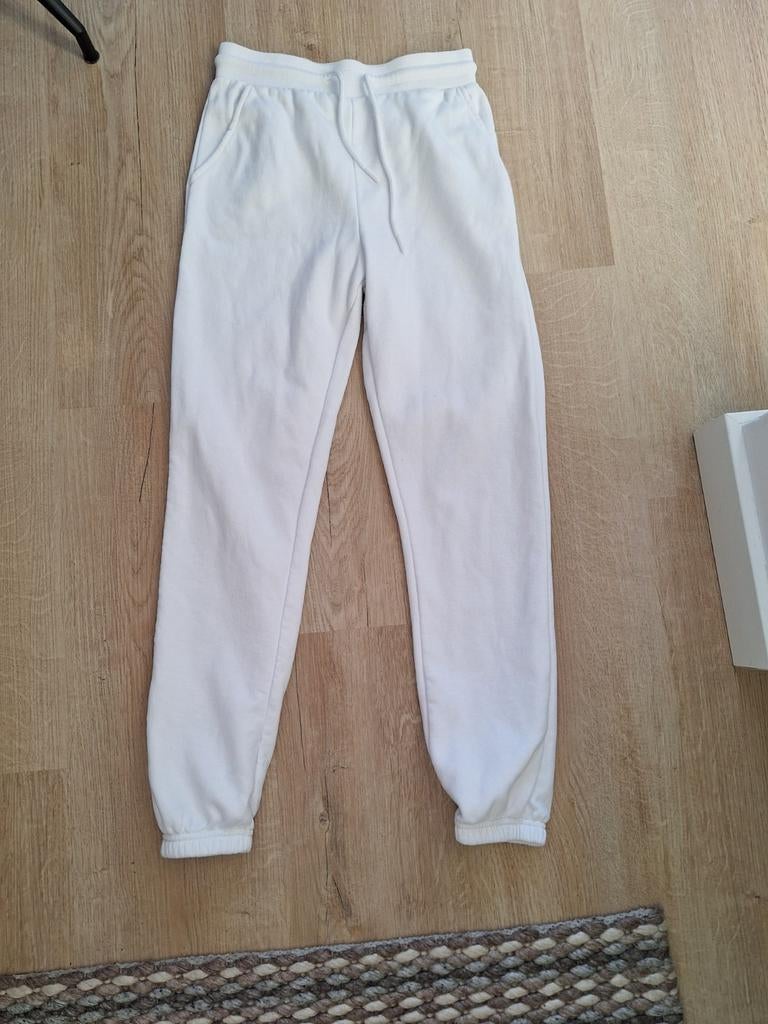 Witte joggingbroek maat XS van FB sisters, Wit, Ophalen of Verzenden, Zo goed als nieuw, Fb sister