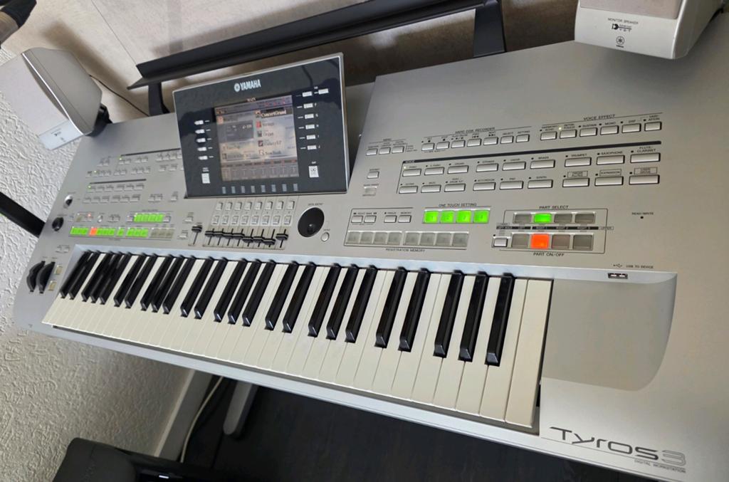 Tyros 3 arrangerkeyboard /workstation, Muziek en Instrumenten, Ophalen, Zo goed als nieuw, 61 toetsen, Yamaha