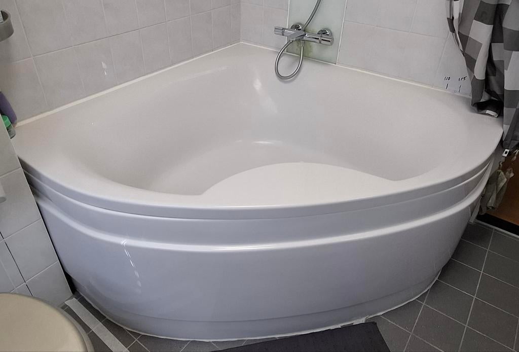 Plieger hoekbad, 135x135 cm, gratis, Ophalen, Bad