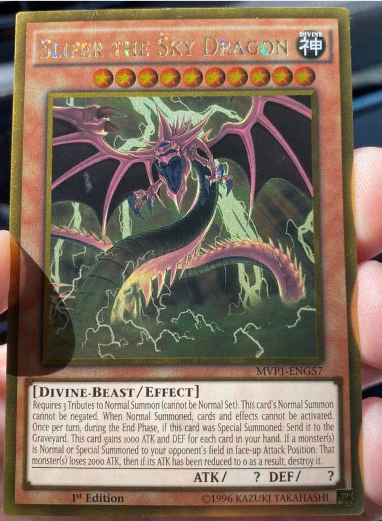 Yu-Gi-Oh! Slifer the Sky Dragon MVP1 1st Edition !, Ophalen of Verzenden, Zo goed als nieuw, Losse kaart, Foil