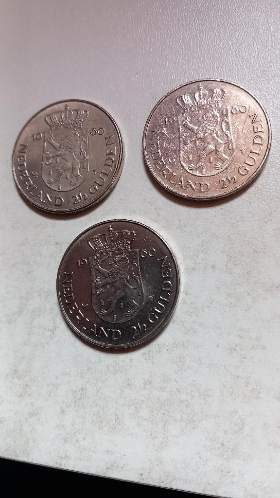 3 rijksdaalders dubbele kop 1980, Postzegels en Munten, Ophalen of Verzenden, Koningin Beatrix, 2½ gulden, Losse munt