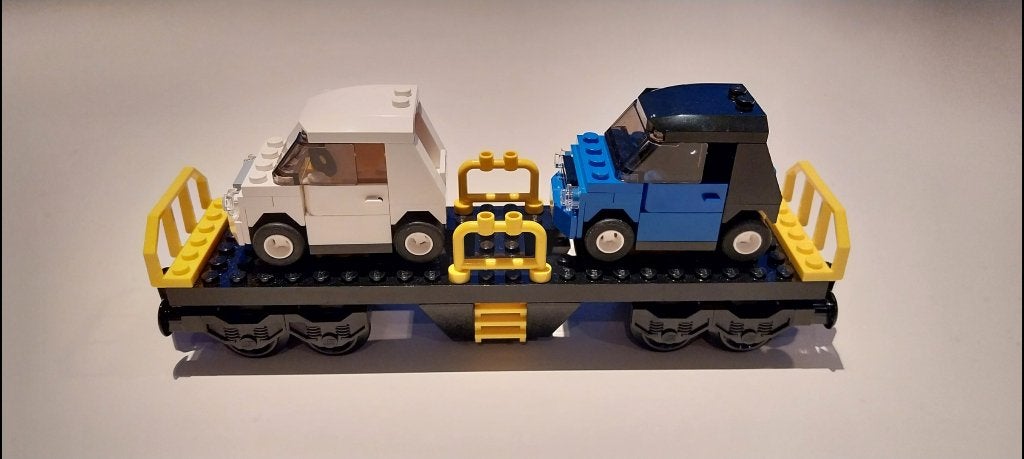 Lego trein 7939: wagon met 2 stadsautootjes, City, Lego, Ophalen of Verzenden, Zo goed als nieuw