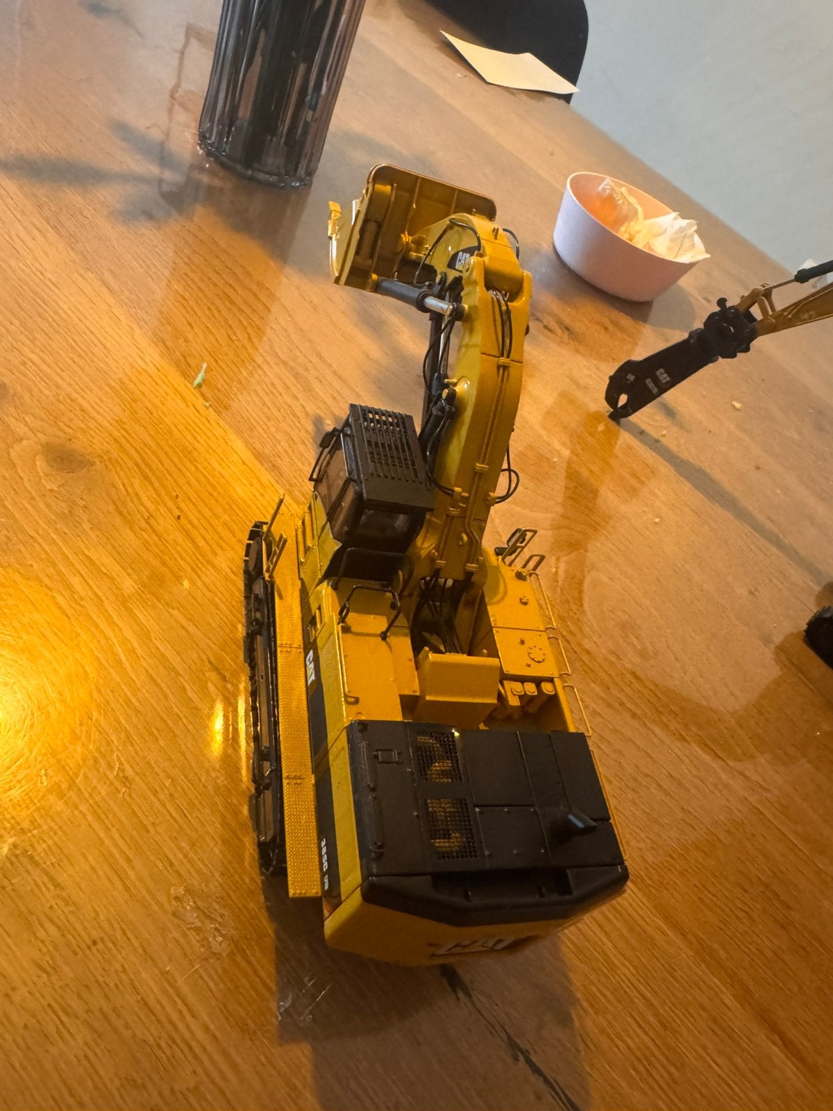 Ccm cat 385 fs met certificaat en doos, Ophalen of Verzenden, Zo goed als nieuw