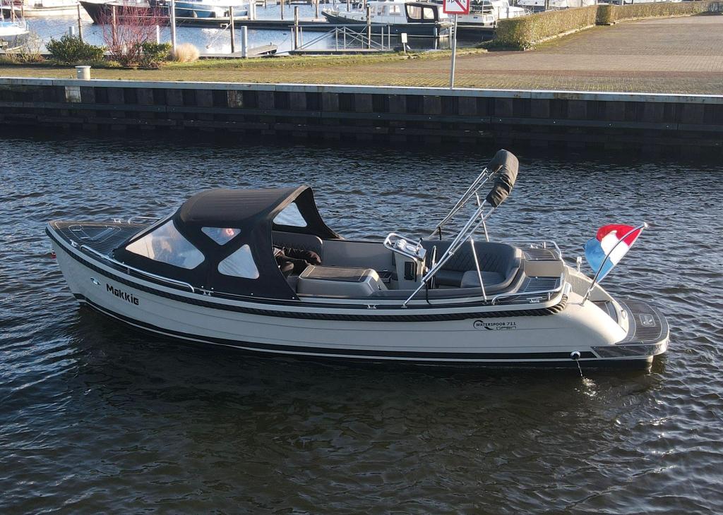 Waterspoor 711 | Luxe diesel/hybride tender | Vanaf 51.950,-, Nieuw, Polyester, Overige brandstoffen