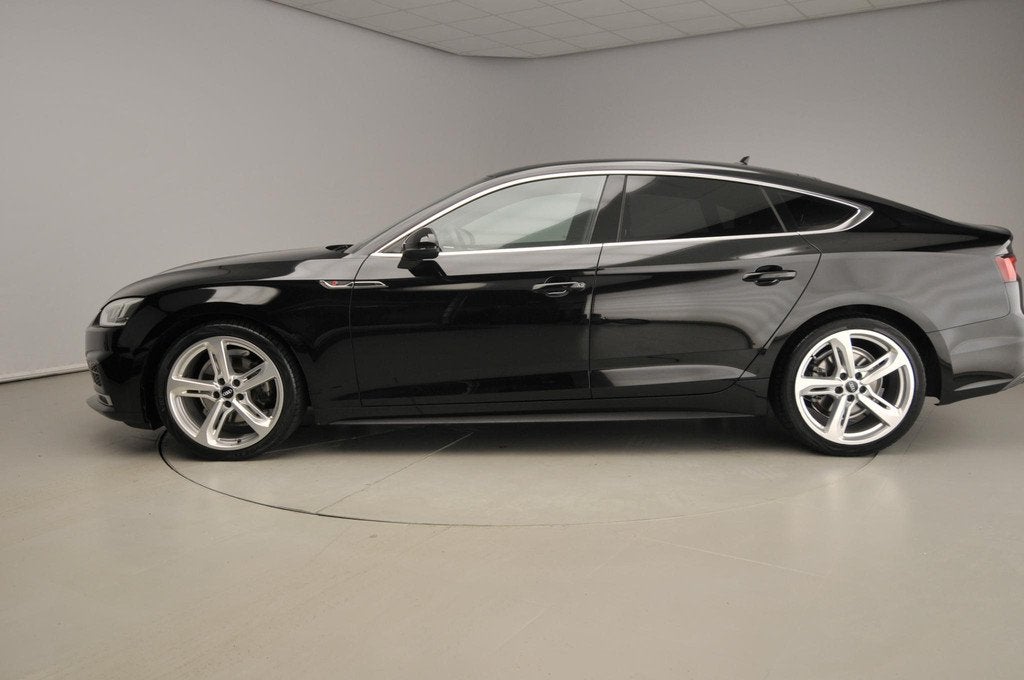 Audi A5 Sportback 2.0 TFSI MHEV Sport S-line Edition | Afgev, Auto's, Audi, Gebruikt, 1984 cc, Leder en Stof, Zwart