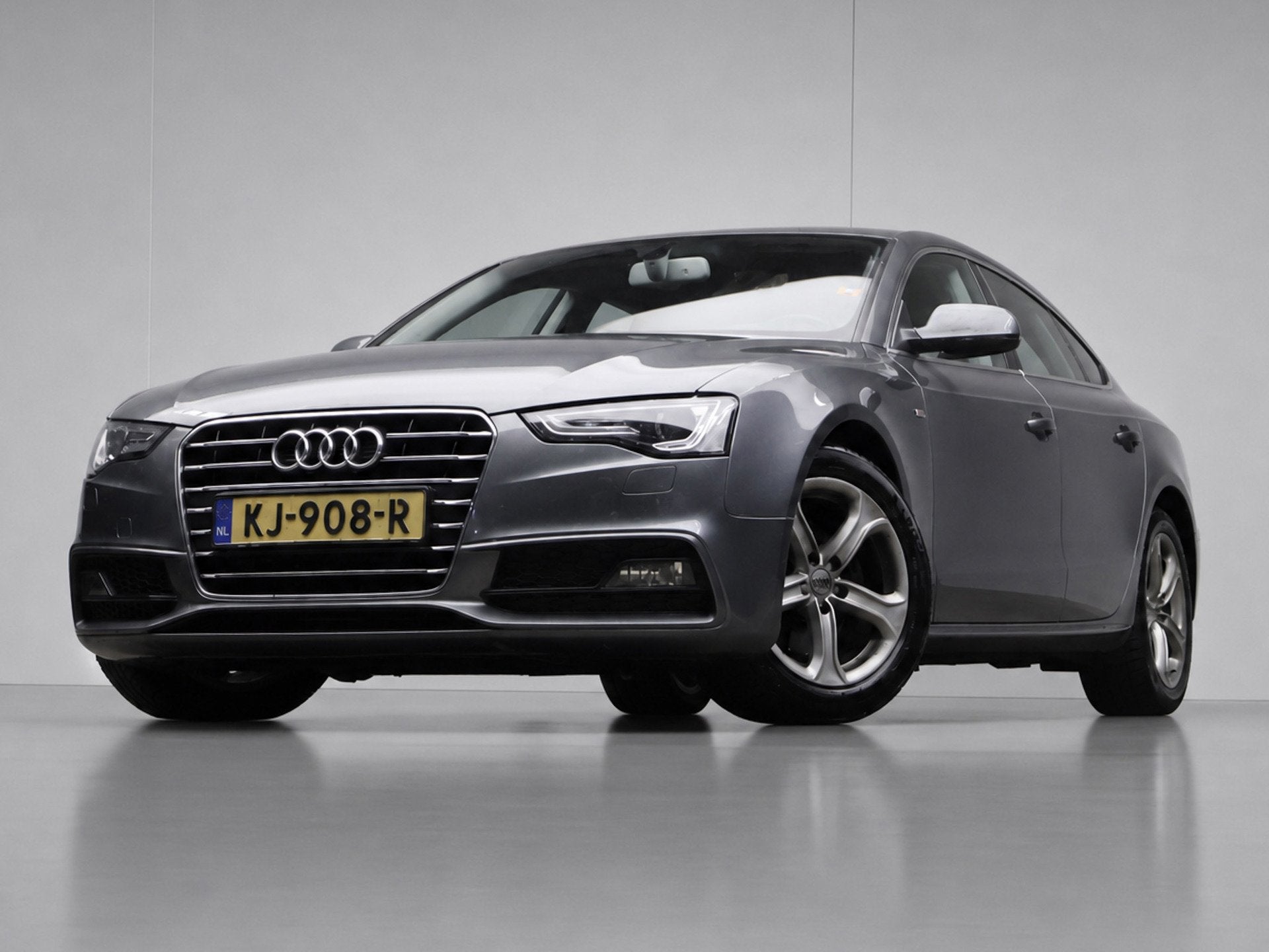 Audi A5 Sportback 1.8 TFSI S-Line (NAVI,LED,CRUISE,SPORTSTOE, Auto's, Gebruikt, Euro 6, 4 cilinders, 4 stoelen