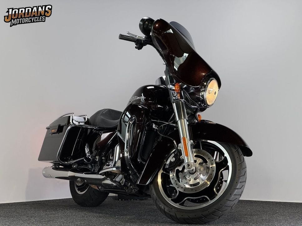*VERKOCHT* HARLEY-DAVIDSON STREET GLIDE FLHX 103 | J&H | 5HD, 2 cilinders, 1690 cc, HARLEY-DAVIDSON, Chopper