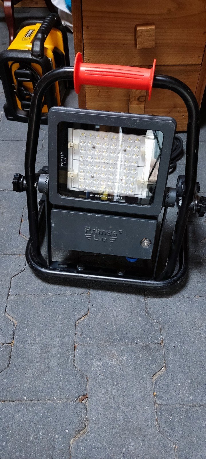 Primaelux Wizard LED 50W bouwlamp, Doe-het-zelf en Verbouw, Bouwverlichting, Verzenden, Zo goed als nieuw, Minder dan 50 watt
