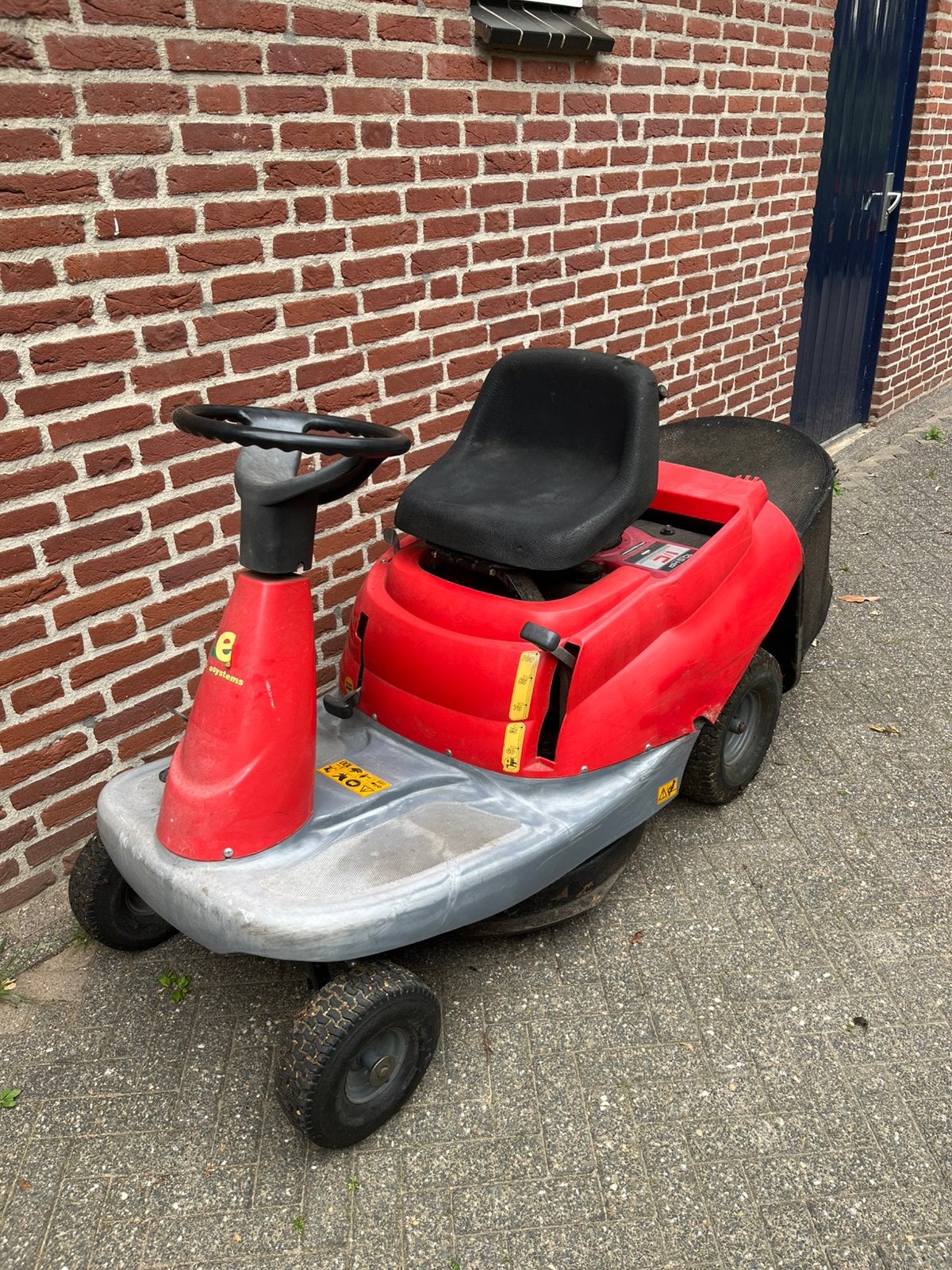 Zitmaaier Eurosystems Slalom 10,5pk hydrostaat, Ophalen, Gebruikt, Opvangbak, Minder dan 90 cm