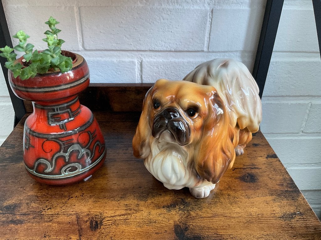 Oude porselein hond Pekinees, Ophalen of Verzenden