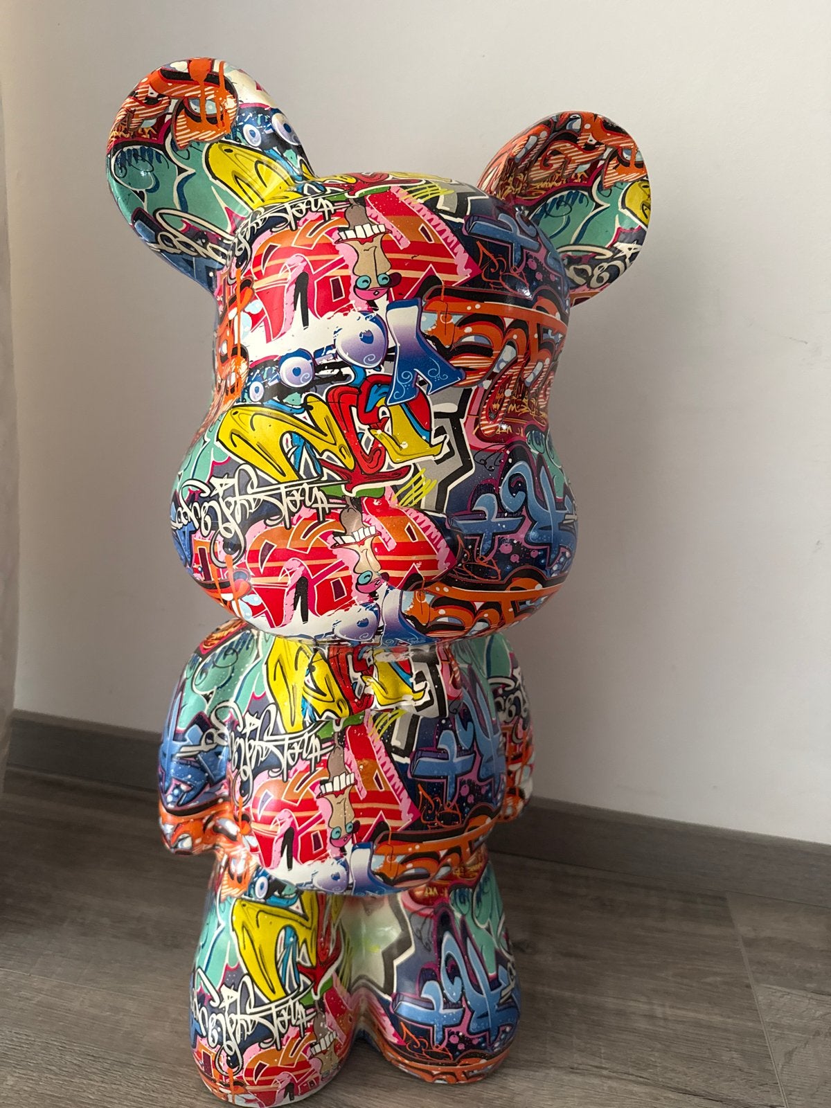 Grote Bearbrick Graffiti Beeld - Kleurrijk en Modern, Overige onderwerpen, Minder dan 20 cm, Kunststof, Ophalen of Verzenden