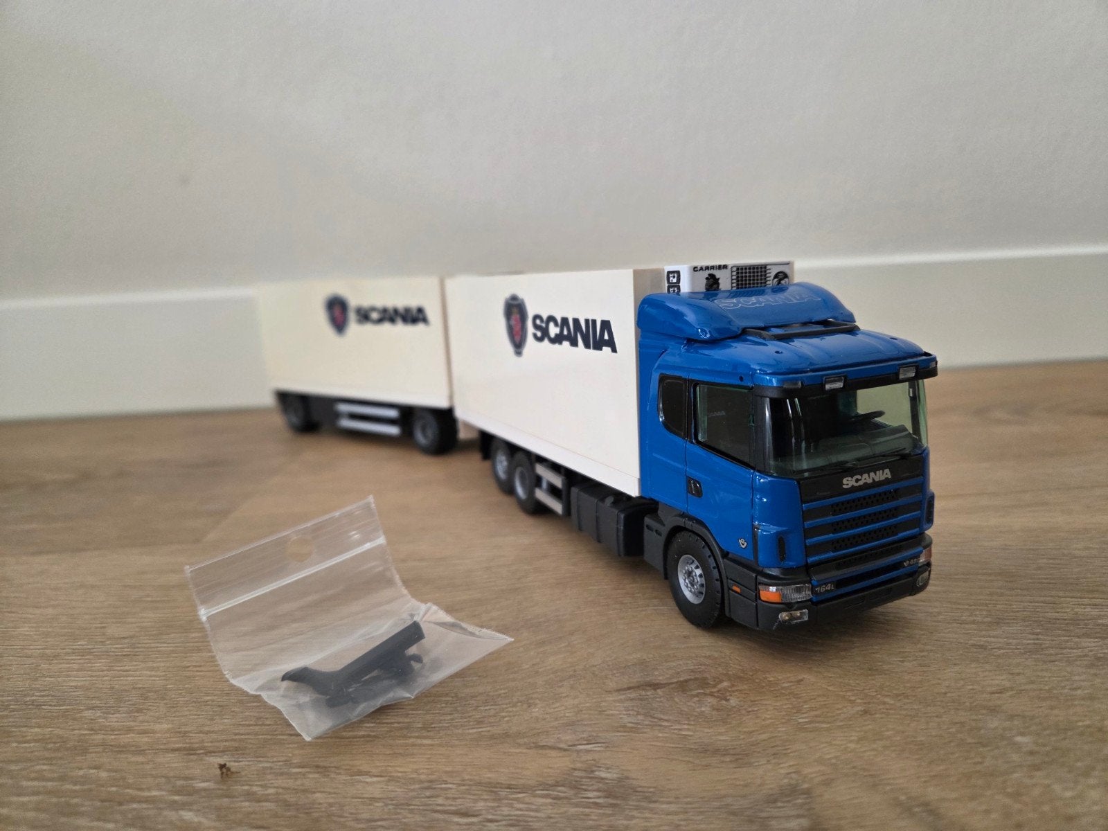 Tekno Scania 164L V8 demo met aanhanger, Ophalen of Verzenden, Nieuw, Bus of Vrachtwagen, Tekno