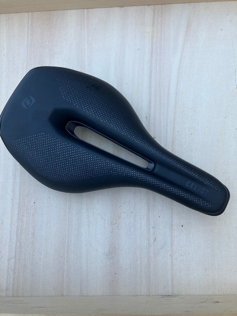 Syncros Carbon zadel Celista 140mm, Fietsen en Brommers, Fietsonderdelen, Racefiets, Ophalen of Verzenden, Zo goed als nieuw, Syncros
