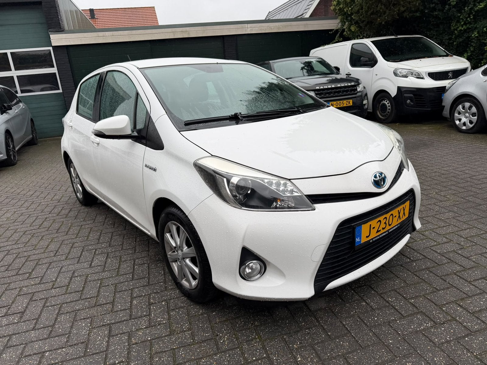 Yaris hybride 2013 147856km, Auto diversen, Ophalen of Verzenden, Zilver of Grijs, Benzine