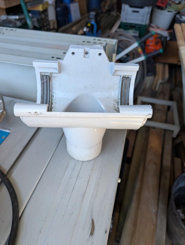 Nicoll NC25 PVC Dakgoot Afvoer - Wit, Gebruikt, Doe-het-zelf en Verbouw, Buizen en Afvoer, Gebruikt, Afvoer, Pvc, Minder dan 2 meter