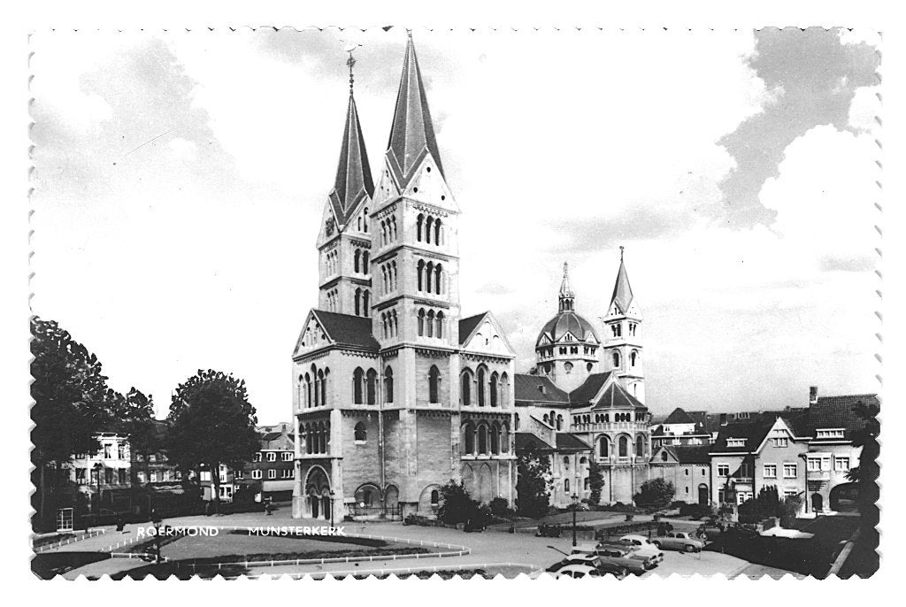 988550 Roermond Munsterkerk Nette oude kaart Onbeschreven, Ophalen of Verzenden, 1960 tot 1980, Ongelopen, Limburg