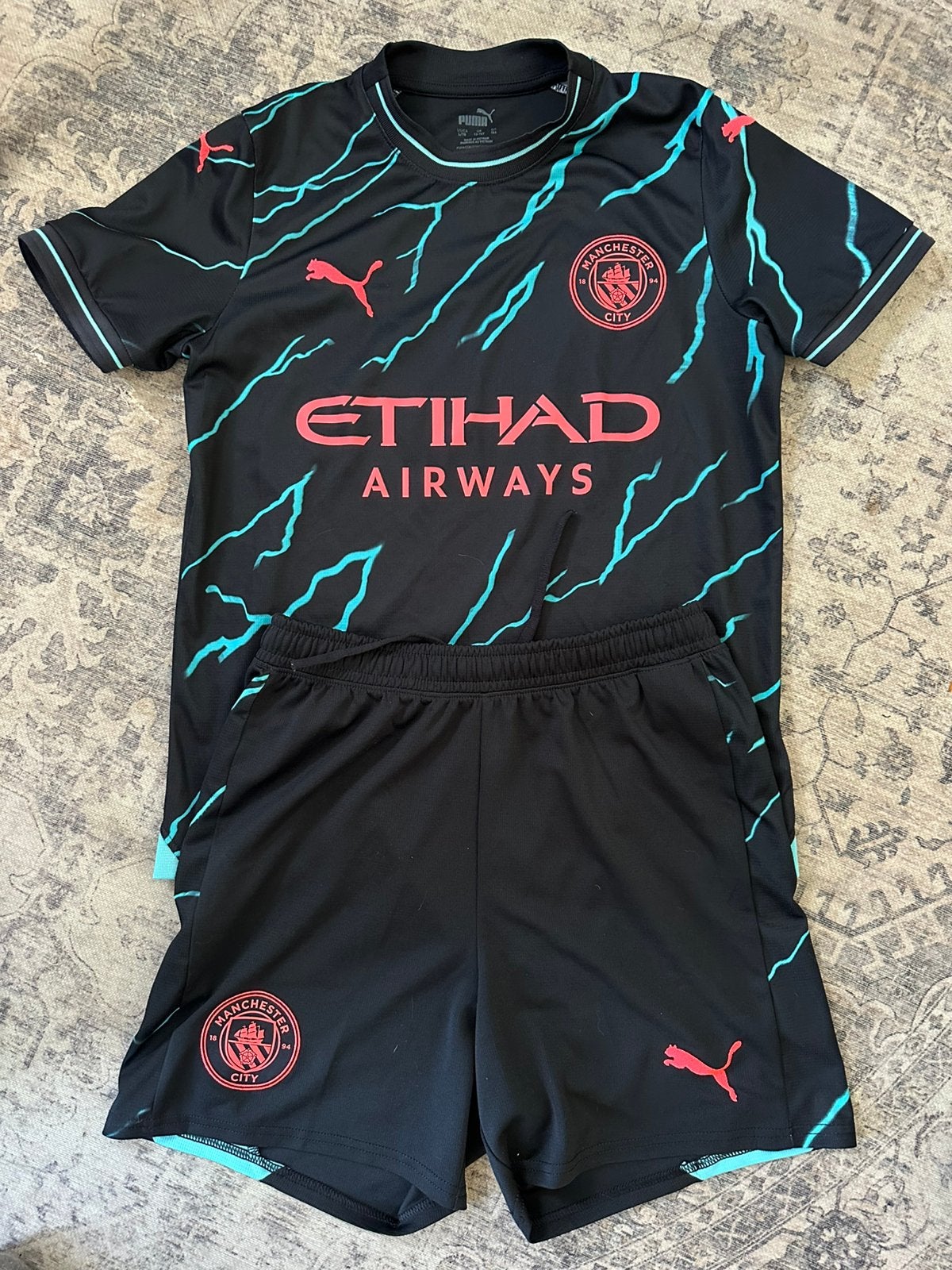 Manchester City tenue maat 164, Sport en Fitness, Voetbal, Maat XS of kleiner, Ophalen of Verzenden, Gebruikt, Set