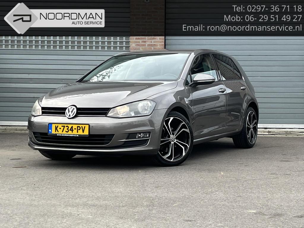 Volkswagen Golf 1.4 TSI Highline Automaat, Auto's, Volkswagen, Euro 5, Gebruikt, Zwart, 4 cilinders
