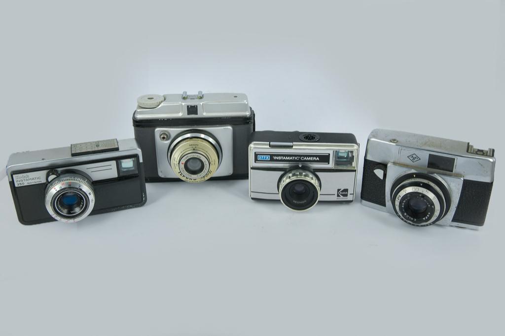 Analoge fotocamera's 2x Kodak, 1x Agfa en 1x Ilford, Ophalen of Verzenden, Gebruikt, Compact, Kodak