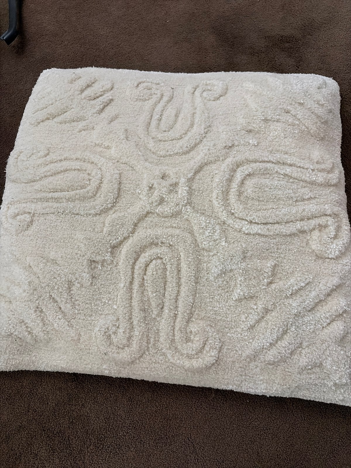 NANUSHKA Wollen Kussenhoes met reliëfprint en binnenkussen, Overige merken, Inclusief binnenkussen, Beige, Vierkant