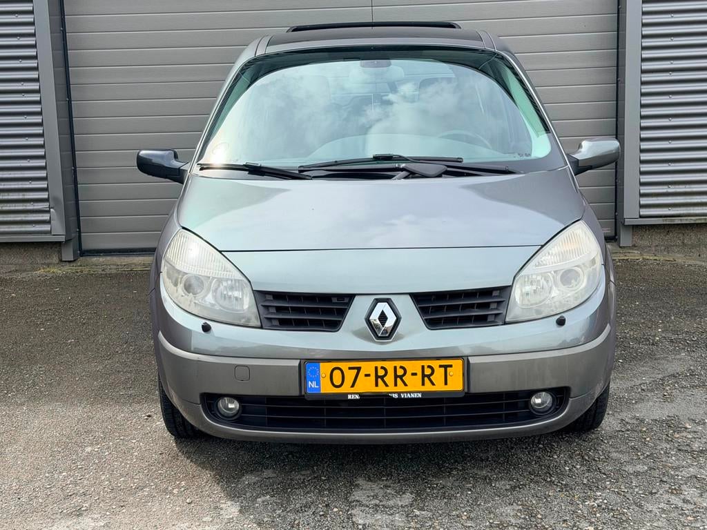 Renault Grand Scénic 2.0-16V Automaat, Auto's, Renault, 1998 cc, 135 pk, 4 cilinders, 1505 kg