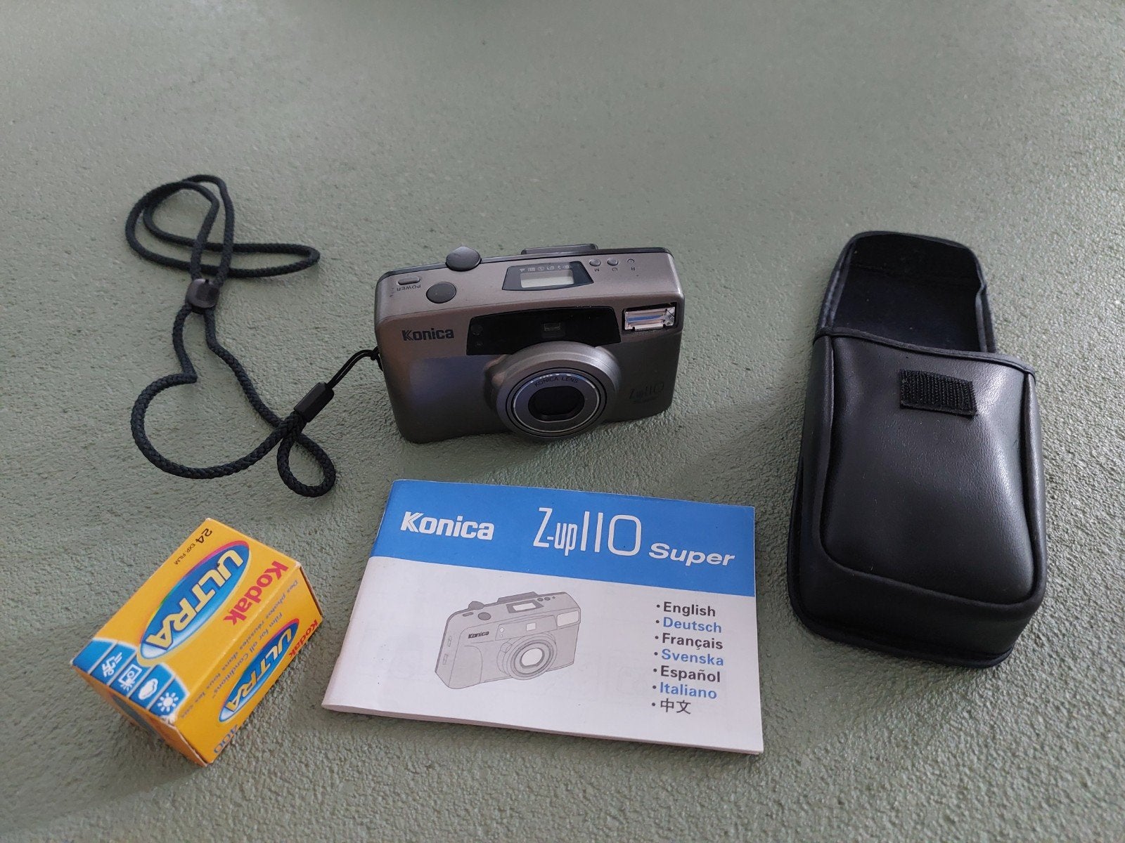 Konica Z-up 110 Super Compact Camera met accessoires, Ophalen of Verzenden, Gebruikt, Compact, Konica